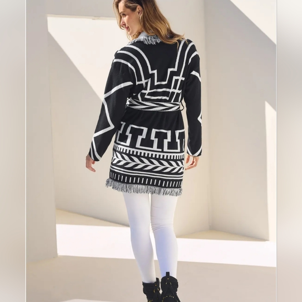 VENUS Black and White Southwestern Geometric Fringe  Belted Cardigan NWOT Small - Picture 2 of 11